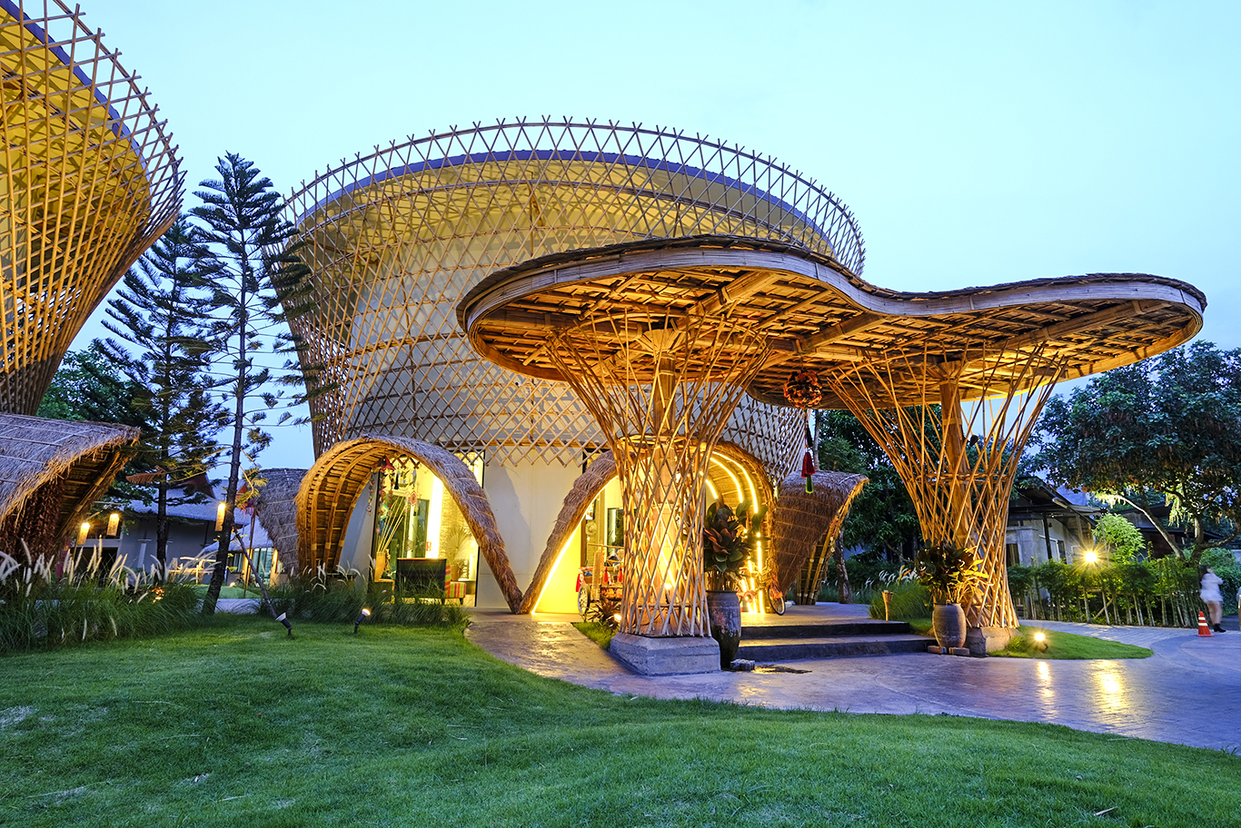 Recall Isaan-Isan Concept Resort